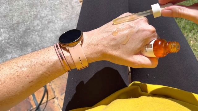 Quick REVIEW of the La Roche Posay Vit C serum смотреть онлайн