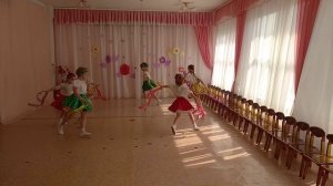 Танец с лентами "Весенний"