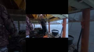 Абиссинская скважина ЗИМОЙ | Скважина своими руками в ограниченном пространстве