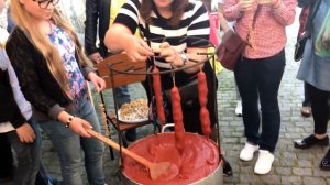 Грузия. Как грузины делают чурчхелу?  Мастер класс от Грузинов