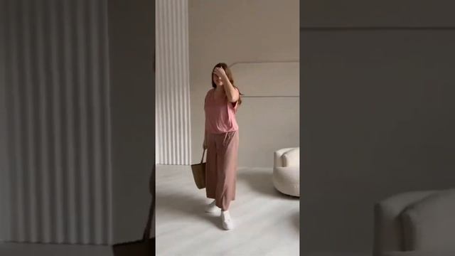 Купить блузку женскую летнюю с имитацией запаха, коллекция "Весна-Лето 2022" смотреть онлайн