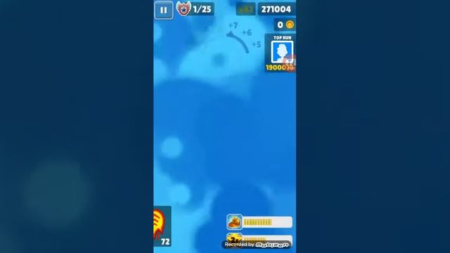 Играю в игру Сабвей сёрф смотреть онлайн