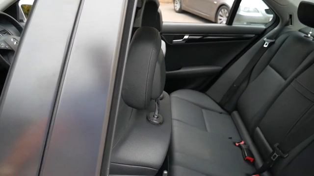 2010 Mercedes Benz C200 CGi 118,000 klms смотреть онлайн