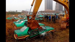 САМЫЕ БОЛЬШИЕ АВТО СВАЛКИ в КИТАЕ .