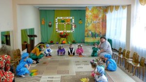 Танец малышей с осенними листочками (АВТОРСКАЯ озвучка)