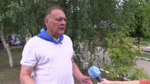 В Саратове прошел экосубботник "Особенности национальной уборки"