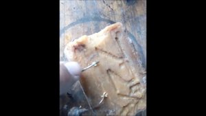 Удаляем ржавчину на крючках с помощью хозяйственного мыла.. Лайфак  от гуру))