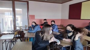 El salón de clases llevado a la Cívica