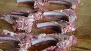 Шашлык из баранины. Как разделать, как замариновать и приготовить мясо правильно.