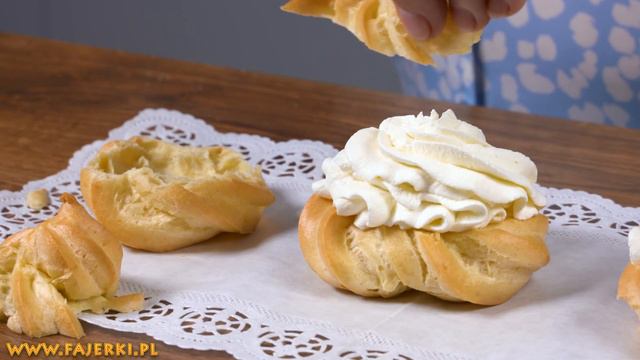 Klasyczne ptysie z kremem śmietanowym смотреть онлайн