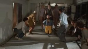 - Жёлтые штаны! Два раза "ку"!