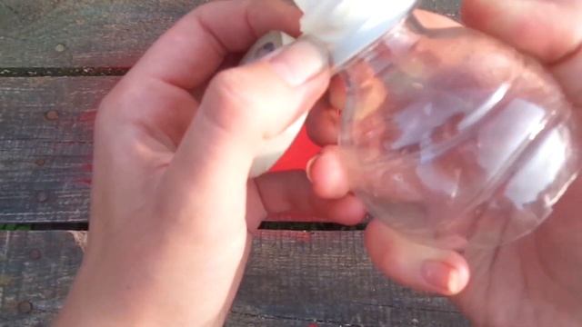 Как сделать рогатку из бутылки и резиновой перчатки? смотреть онлайн