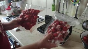 #заготовки_на_зиму#рецепты#Клубника на зиму.Заморозка в вакууме. Клубничное варенье !