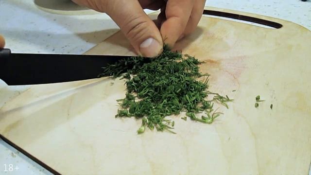 Картофельный салат с редисом и огурцами | Кулинарные рецепты смотреть онлайн