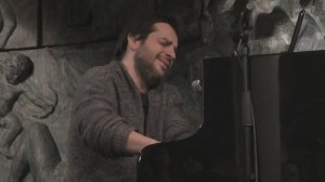 ПЕТР НАЛИЧ НА БЛАГОТВОРИТЕЛЬНОМ МАРКЕТЕ "ФОНАРЬ" - КОНТРАБАНДИСТ. КАФЕ МАРТ, 11.12.2022