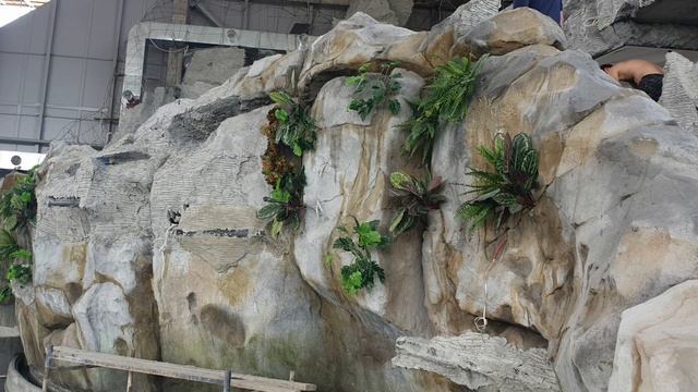 Искусственные скалы,деревья и другие природные породы. Сделанные из бетона ART Stepanov(on Facebook смотреть онлайн