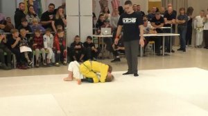 Первый в Сибири, турнир по Бразильскому джиу-джитсу в формате супер-схваток для детей