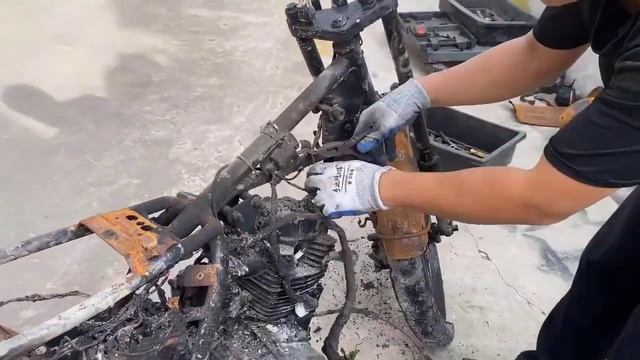 ПОЛНАЯ РЕСТАВРАЦИЯ!!! РЕСТАВРАЦИЯ ТРЁХ СГОРЕВШИХ МОТОЦИКЛОВ.