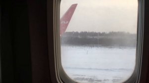 Взлёт Boeing 737-800 рейс Новокузнецк - Москва, Шереметьево. NORDWIND N4 262