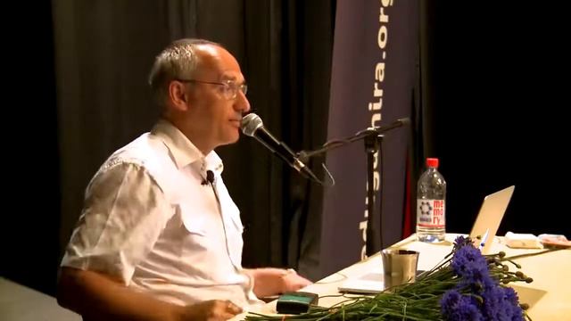 Торсунов О.Г. Почему твоя любовь к другому человеку делает его лучше смотреть онлайн