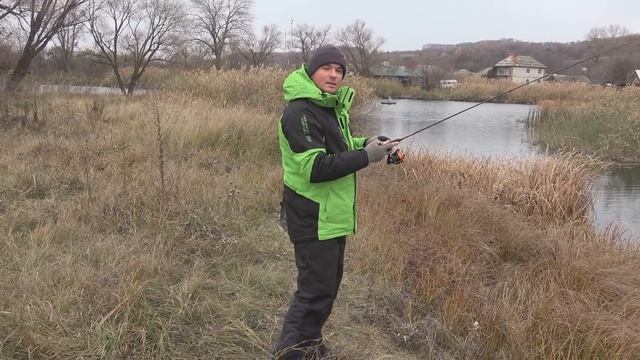 ВЕДРО ОКУНЯ на съедобный силикон!!! РЫБАЛКА на ЖИВЦА и УЛЬТРАЛАЙТ река Северский Донец смотреть онлайн