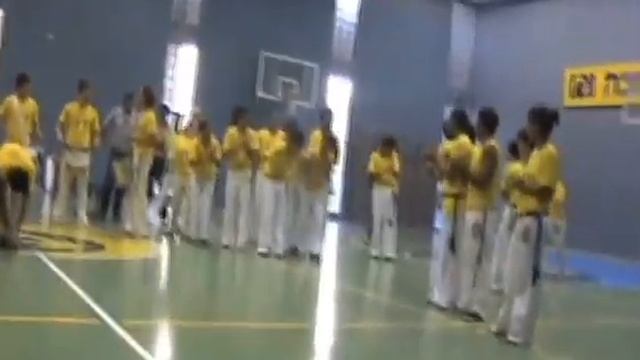 Capoeira De Nazareth cordao de ouro israel Batucada part1 смотреть онлайн