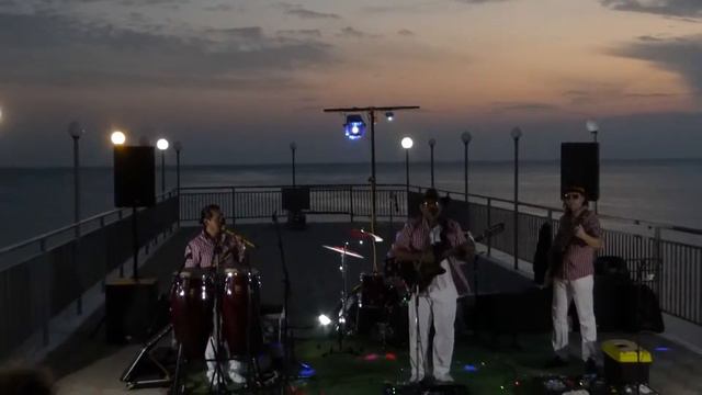 Вечером на Чёрном море, п. Ольгинка.