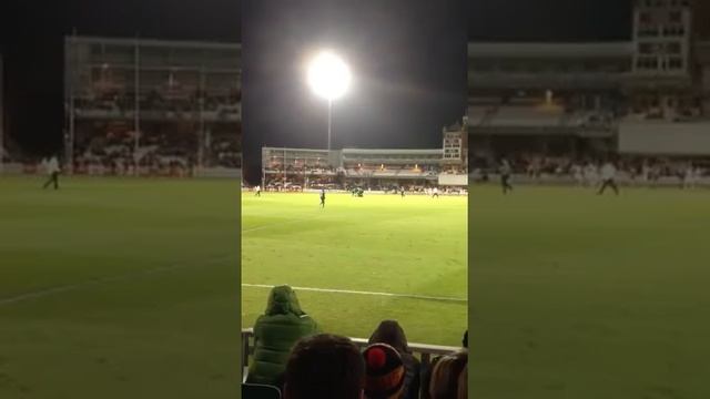 Streaker @ Aussie rules football game