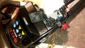 Купил бензопилу P.I.T. красивая обёртка и другая сторона монеты при покупке дешёвой пилы.