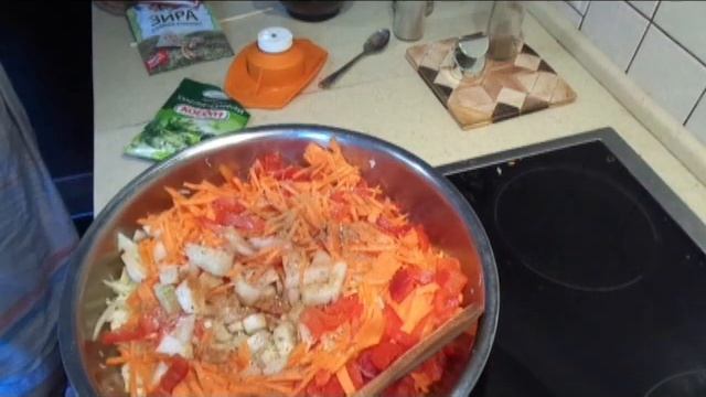 Тушеная капуста  "в рукаве" и олюторская сельдь