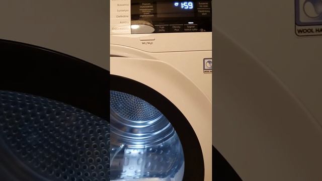 Suszarka Electrolux Perfect Care 800 EW8H358SP смотреть онлайн