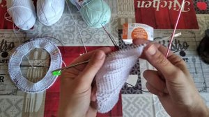 Новый процесс  спицами из пряжи Пехорка Натуральный Хлопок//Мия в кадре