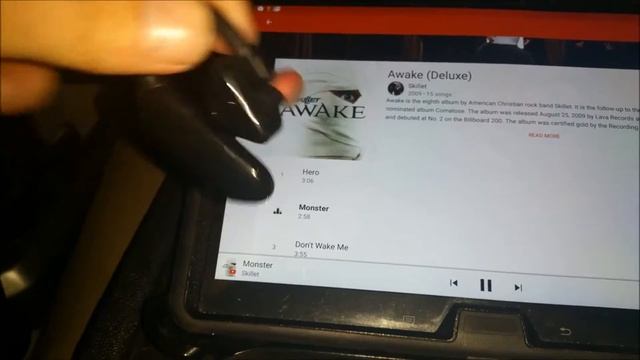 Security Wireless Bluetooth Earphone смотреть онлайн