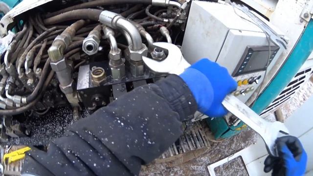 Замена уплотнительных колец на распределителе Casagrande С6xp. смотреть онлайн