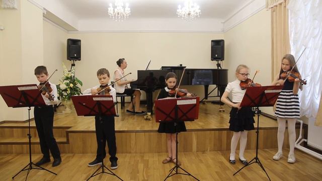 младший ансамбль скрипачей ДШИ Красносельского района(4) смотреть онлайн