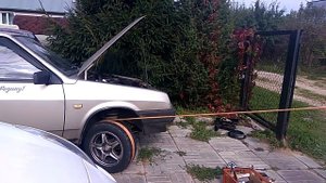 Как завести авто с севшим аккумулятором одному в лесу