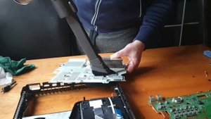 Playstation 4 PRO слишком шумит. Чистка и замена термопасты!