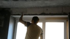 Монтаж перфорированного уголка, откос