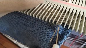как поднять петлю на вязальной машине