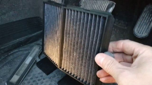 Установка салонного фильтра в Toyota Caldina(210) смотреть онлайн