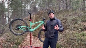 Posebnež s skritim amortizerjem - [Testura #20] - Bold Unplugged PRO 2023