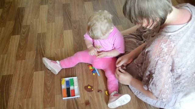 Развивающие игры. ПЛАСТИЛИН: Лепка из пластилина для детей. УРОК №1 «Основы лепки, учим цвета». смотреть онлайн