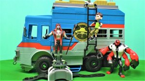 Машина и герои мультика Ben 10 - игрушки для мальчиков - видео для детей