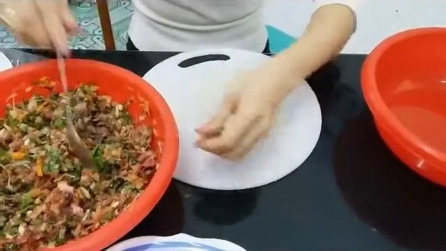 Вьетнамский НЭМ роллы смотреть онлайн