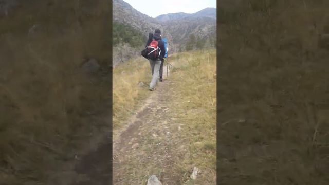 Спуск с горы Сайрам Угам  Qazaqstan Shimkent city