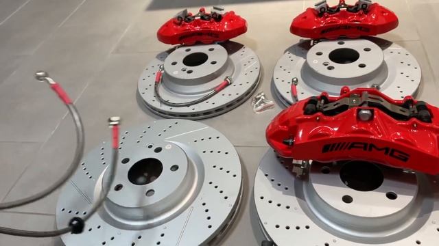 Усиленная тормозная система AMG для W212 смотреть онлайн