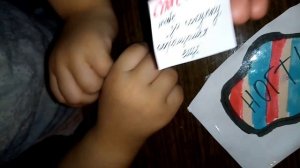 клею бумажные ногти ?