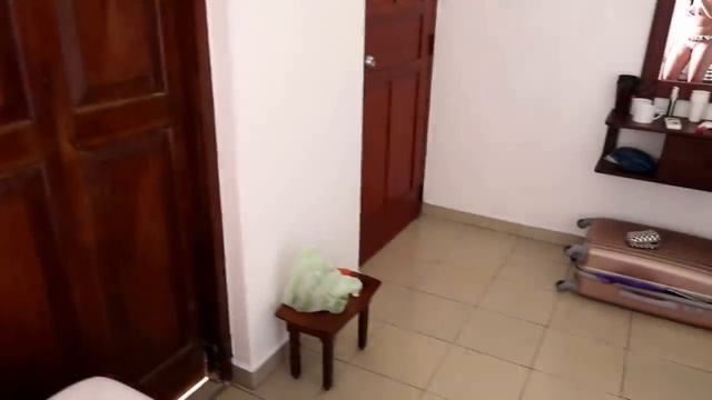 ШРИ-ЛАНКА. ХИККАДУВА. Пробую самые ЭКЗОТИЧЕСКИЕ ФРУКТЫ. Наш "УБОГИЙ" отель смотреть онлайн