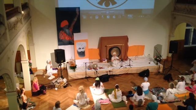 Gobinday - Celestial Communication смотреть онлайн