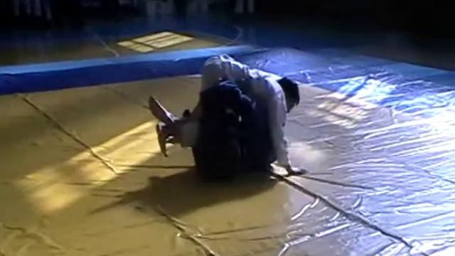 MOV005.MOD смотреть онлайн